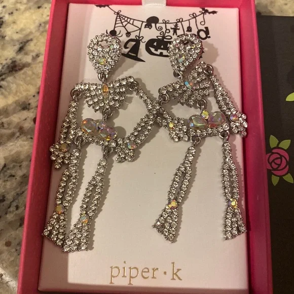 Rhinestone skeleton earrings - Picture 1 of 5